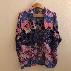 Victoria’s Secret Floral Kimono